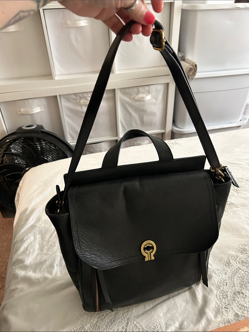 Fossil Black Leather Convertible Backpack Crossbody Bag with Gold Hardware - Picture 4 of 11